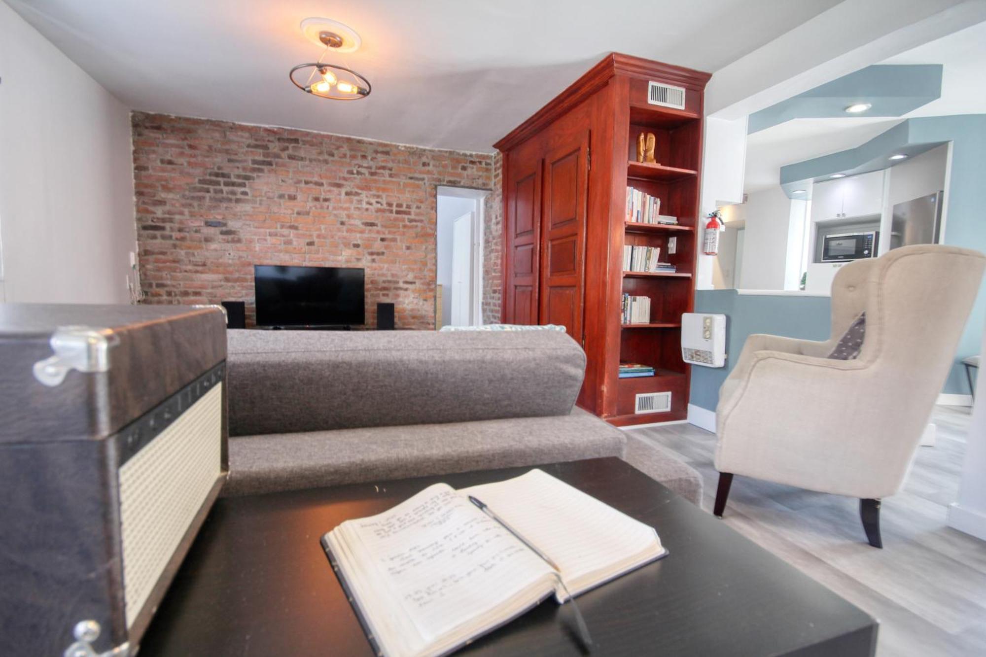 Quebec Grand Appartement By Hebergements Dcl Quebeque Exterior foto