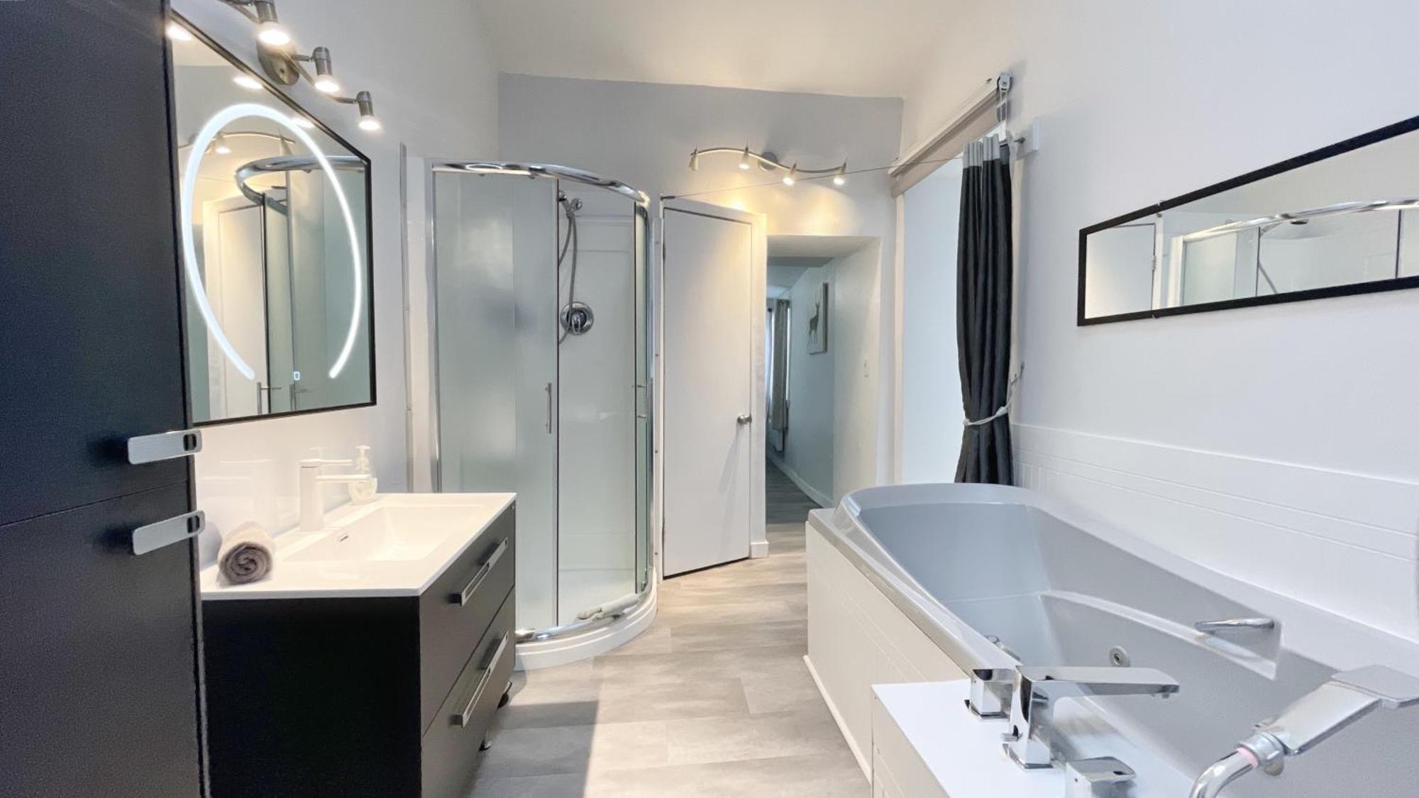 Quebec Grand Appartement By Hebergements Dcl Quebeque Exterior foto